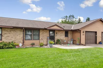 350 22nd Street SE #204, Owatonna, MN 55060 - Photo 1
