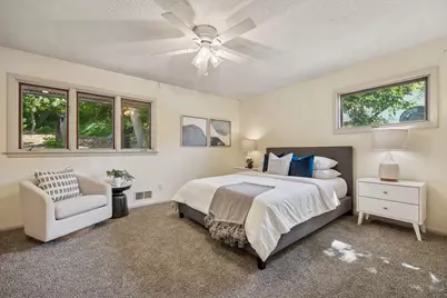 1013 Kenwood Parkway, Minneapolis, MN 55403 - Photo 9