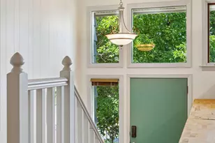 1013 Kenwood Pkwy, Minneapolis, MN 55403 - Photo 11