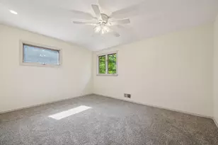 1013 Kenwood Pkwy, Minneapolis, MN 55403 - Photo 27