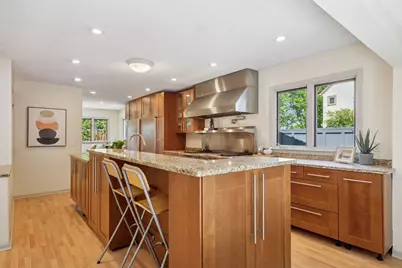 1013 Kenwood Parkway, Minneapolis, MN 55403 - Photo 23