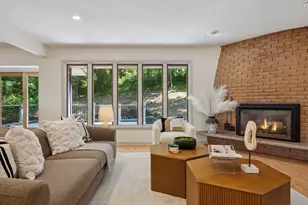 1013 Kenwood Pkwy, Minneapolis, MN 55403 - Photo 17