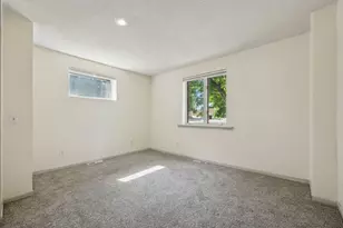 1013 Kenwood Pkwy, Minneapolis, MN 55403 - Photo 37