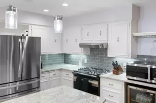 16303 Blenheim Way, Minnetonka, MN 55345 - Photo 1