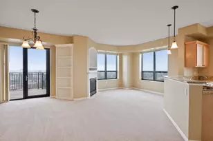 500 E Grant St, Minneapolis, MN 55404 - Photo 1