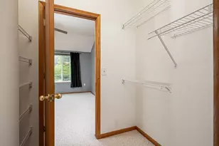 1221 Clarence St, Saint Paul, MN 55106 - Photo 15