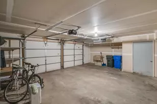 1221 Clarence St, Saint Paul, MN 55106 - Photo 25