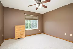 1221 Clarence St, Saint Paul, MN 55106 - Photo 19