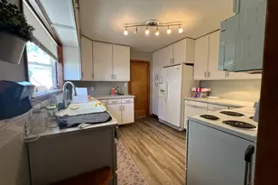 1856 Flandrau St, Maplewood, MN 55109 - Photo 11