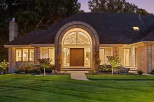 11886 Tapestry Ln, Minnetonka, MN 55305 - Photo 1