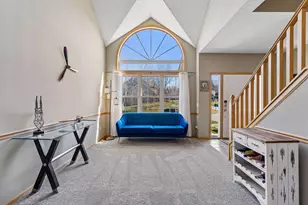 10580 Alison Way, Inver Grove Heights, MN 55077 - Photo 9