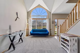 10580 Alison Way, Inver Grove Heights, MN 55077 - Photo 9