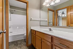 10580 Alison Way, Inver Grove Heights, MN 55077 - Photo 37