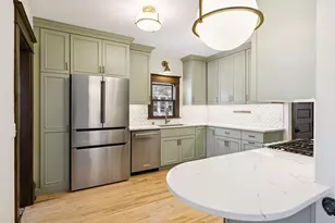 939 Linwood Ave, Saint Paul, MN 55105 - Photo 11