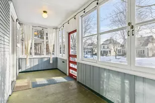 939 Linwood Ave, Saint Paul, MN 55105 - Photo 3