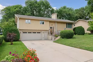 7212 Glouchester Dr, Edina, MN 55435 - Photo 1