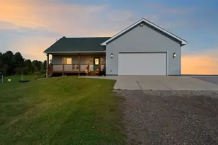 9187 Apple Rd, Pine City, MN 55063 - Photo 1