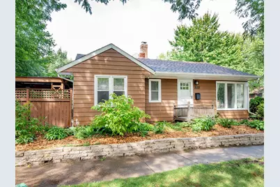 2122 Lincoln Avenue, Saint Paul, MN 55105 - Photo 1