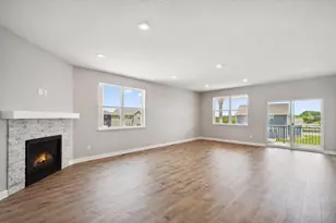 1604 Oak creek pass, Chaska, MN 55318 - Photo 5