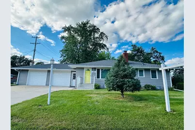 417 4th Street NE, Osseo, MN 55369 - Photo 1