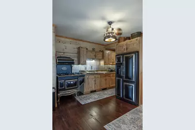 608 W Broadway Street, Wahkon, MN 56386 - Photo 5