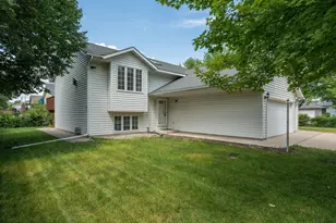 1670 Castle Dr, North Mankato, MN 56003 - Photo 33