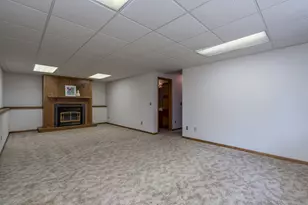 1670 Castle Dr, North Mankato, MN 56003 - Photo 21