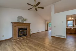 1670 Castle Dr, North Mankato, MN 56003 - Photo 7