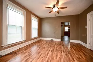 403 W Broadway St, Winona, MN 55987 - Photo 7