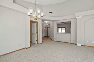 8916 Coffman Path, Inver Grove Heights, MN 55076 - Photo 9