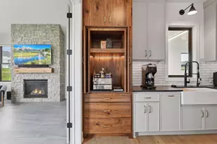 16542 46th Ct N, Plymouth, MN 55446 - Photo 19