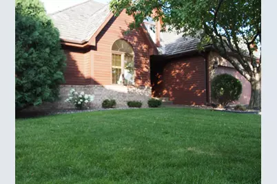 10820 57th Avenue N, Plymouth, MN 55442 - Photo 1