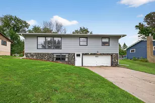 312 Pinecrest Ct SW, Pine Island, MN 55963 - Photo 1