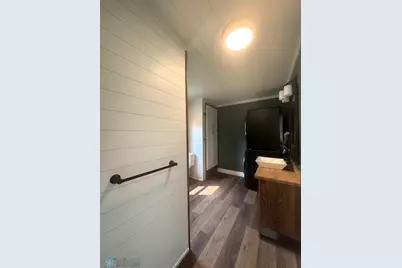 301 W Garfield Avenue, Mahnomen, MN 56557 - Photo 19