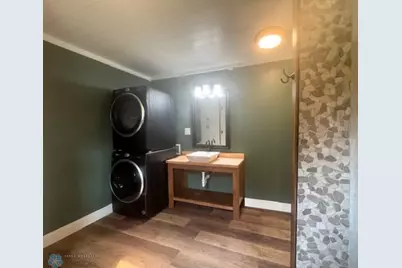 301 W Garfield Avenue, Mahnomen, MN 56557 - Photo 23