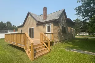 301 W Garfield Ave, Mahnomen, MN 56557 - Photo 1