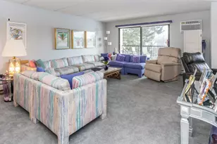 10411 Cedar Lake Rd, Minnetonka, MN 55305 - Photo 3