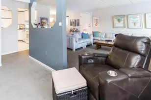 10411 Cedar Lake Rd, Minnetonka, MN 55305 - Photo 11