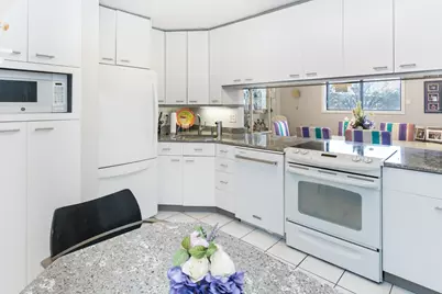 10411 Cedar Lake Road #301, Minnetonka, MN 55305 - Photo 13