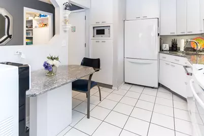 10411 Cedar Lake Road #301, Minnetonka, MN 55305 - Photo 15