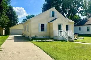 1612 East Ave, Worthington, MN 56187 - Photo 1