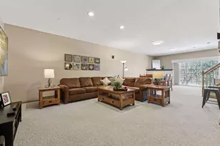 952 Kimberly Ln, Chanhassen, MN 55317 - Photo 39