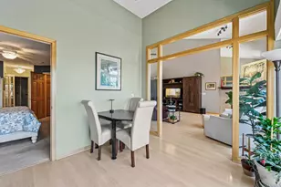 952 Kimberly Ln, Chanhassen, MN 55317 - Photo 13