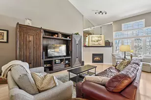 952 Kimberly Ln, Chanhassen, MN 55317 - Photo 7