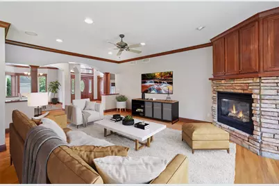 2906 Butternut Drive, Chaska, MN 55318 - Photo 13