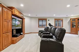 2906 Butternut Dr, Chaska, MN 55318 - Photo 43