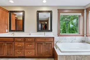 2906 Butternut Dr, Chaska, MN 55318 - Photo 33