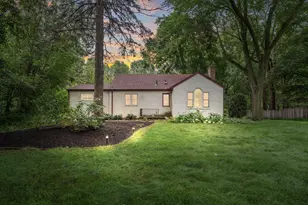 6883 Stillwater Blvd N, Oakdale, MN 55128 - Photo 1