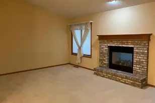 611 Cherrywood Ct, Red Wing, MN 55066 - Photo 5