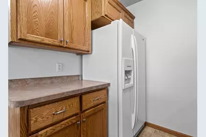 301 Roosevelt Street S #G, Cambridge, MN 55008 - Photo 11